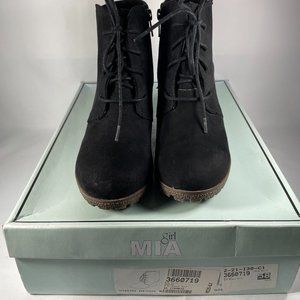 MIA girl Denise Women's Faux Suede Zipper Wedge Heel Booties Boots Black Sz 6.5